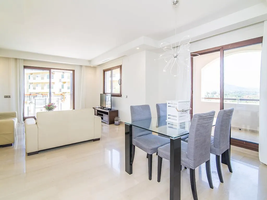 Medina Bay Apartment Marbella